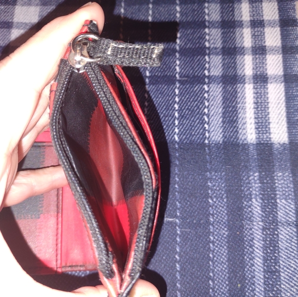 Scout plaid Wallet with keychain hook - Picture 5 of 5